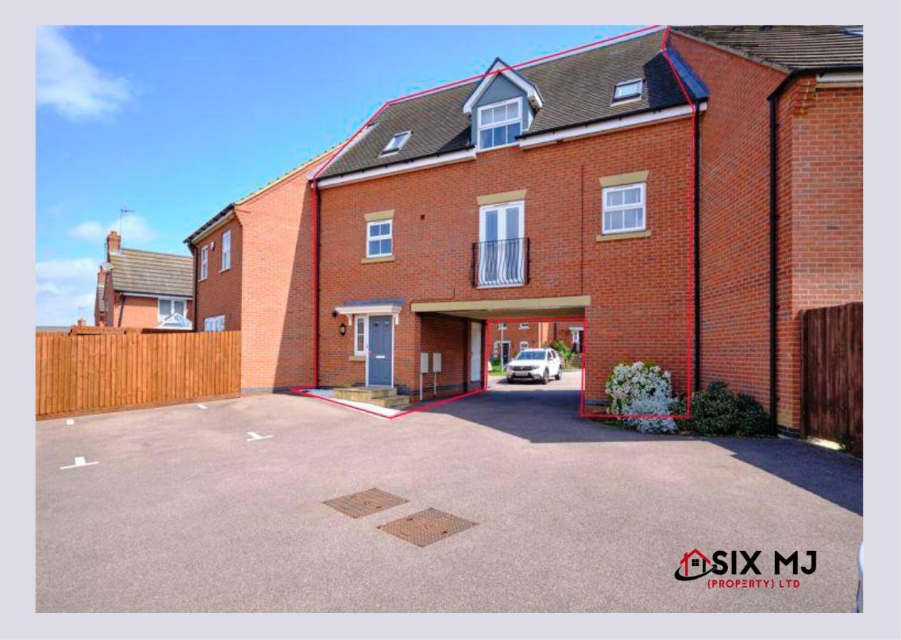 Chichele House, Sleeps 8, Nr Rushden Lakes, Allocated Parking, Corporate Welcome Higham Ferrers Extérieur photo
